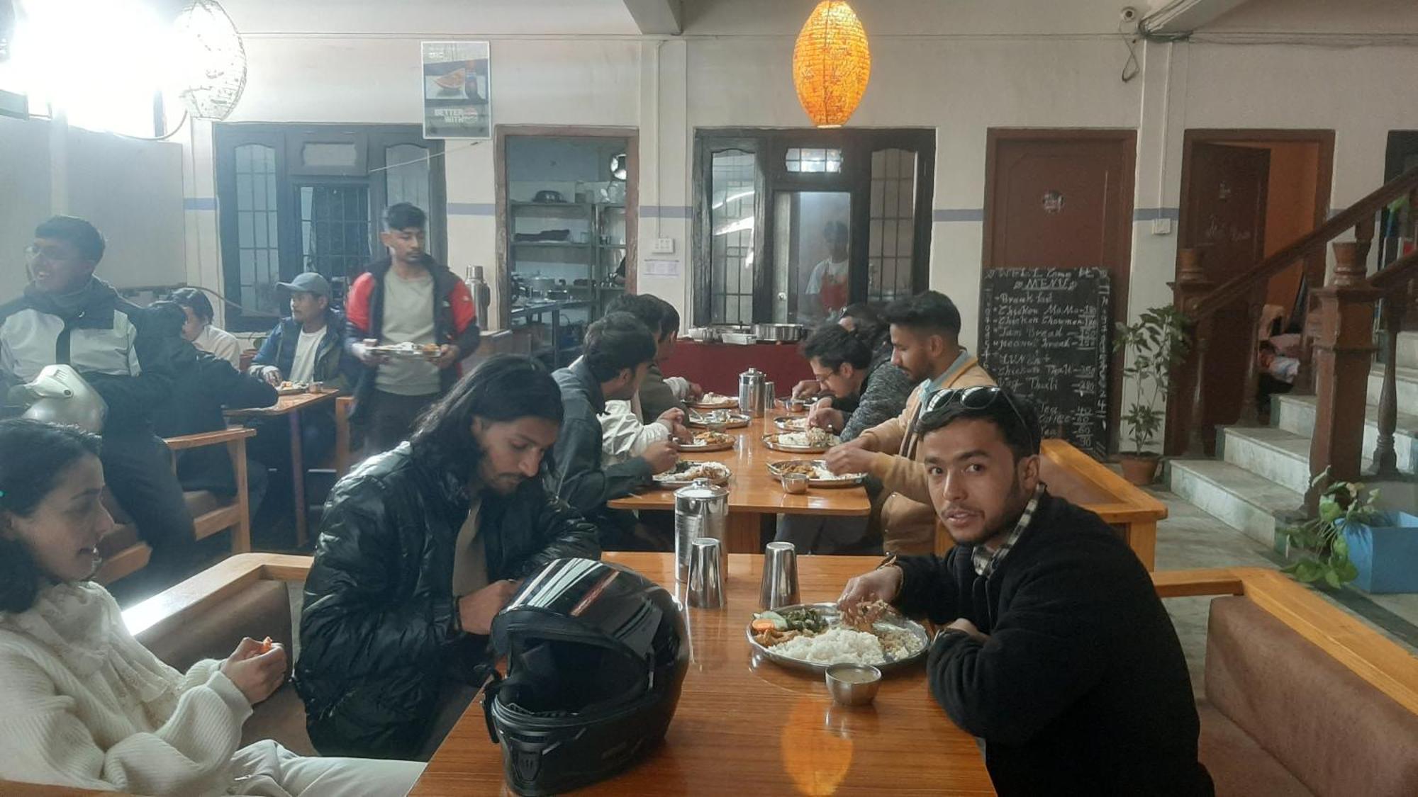 Hotel Lake N Yeti Pokhara Kültér fotó